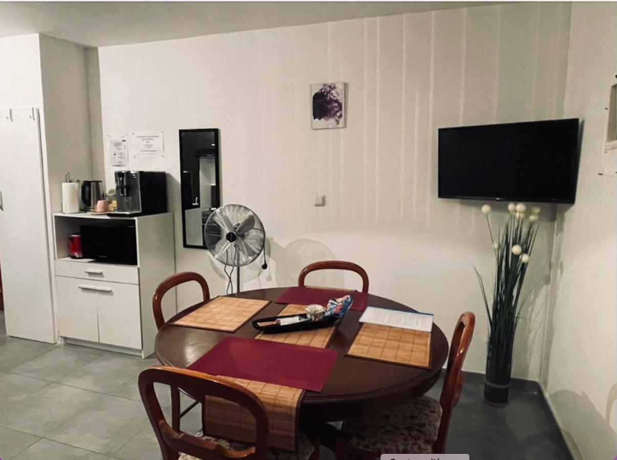 Chez Nous -Parking Gratuit Et Wifi A Vierzon Daire Dış mekan fotoğraf
