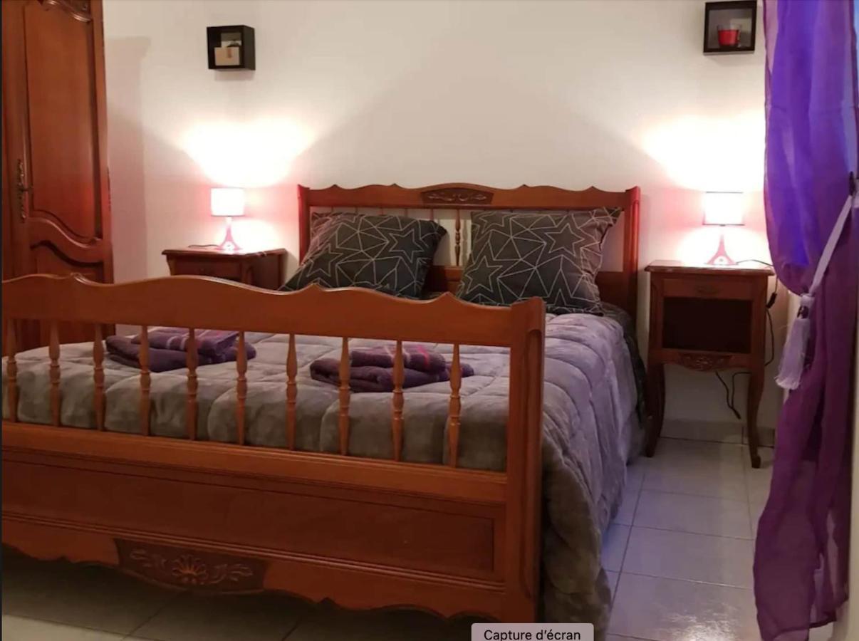 Chez Nous -Parking Gratuit Et Wifi A Vierzon Daire Dış mekan fotoğraf